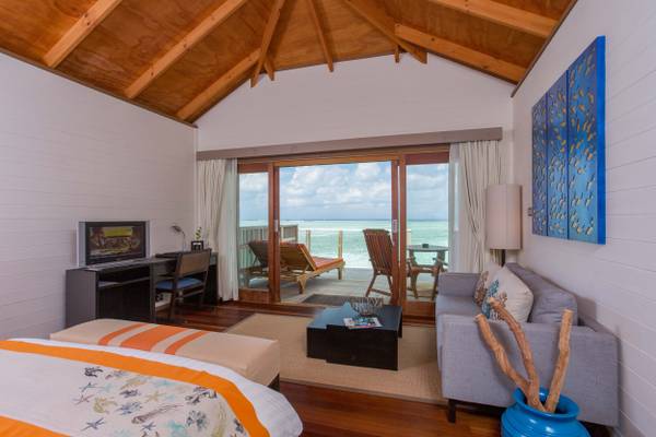 Meeru_Island_Jacuzzi_Water_Villa_7