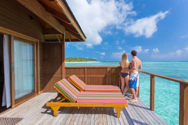 Meeru_Island_Jacuzzi_Water_Villa_1