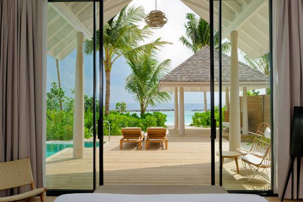 Ananea-Madivaru-Maldives-Deluxe-Beach-Pool-Villa-Blick