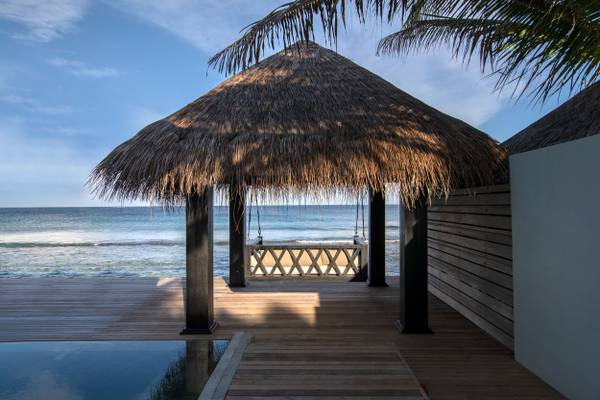 Naladhu_Private_Island_Maldives_Guest_Room_Two_Bedroom_Pool_Beach_Residence_Swing