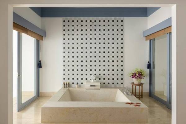 Halcyon_Private_Island_Family_Oceanfront_Beach_Pool_Villa_2