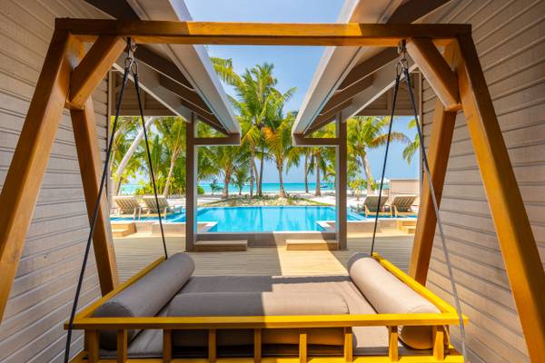 Meeru_Island_Two_Bedroom-Beach-Pool-Villa-Aerial_exterieur_2