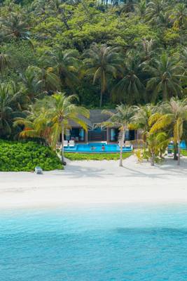 Meeru_Island_Two_Bedroom-Beach-Pool-Villa-Areial_1