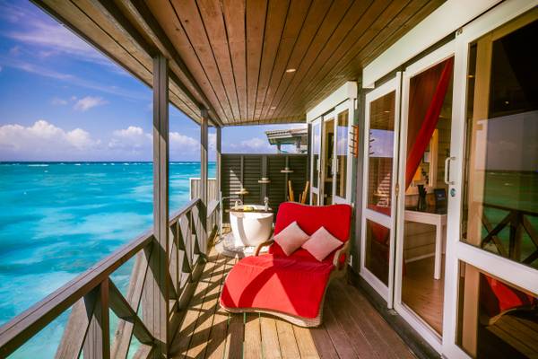 Sangu Water Villa Honeymoon Suite 4