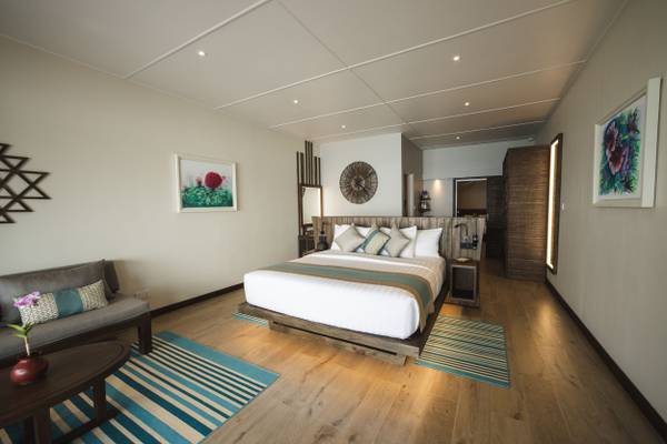 Kuredu_Resort_Maldives_Strandville_mit_zwei_Schlafzimmern_Schlafzimmer_3