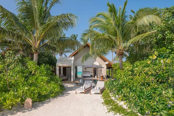 JW_Marriott_Maldives_Kaafu_Atoll_Marina_Beach_Pool_Villa_1