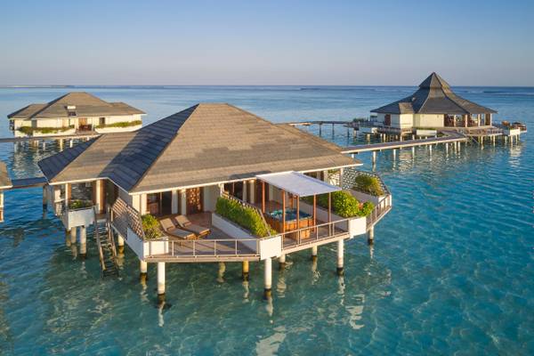 Villa_Park_Sun_Island_2_Bedroom_Overwater_Suite_2