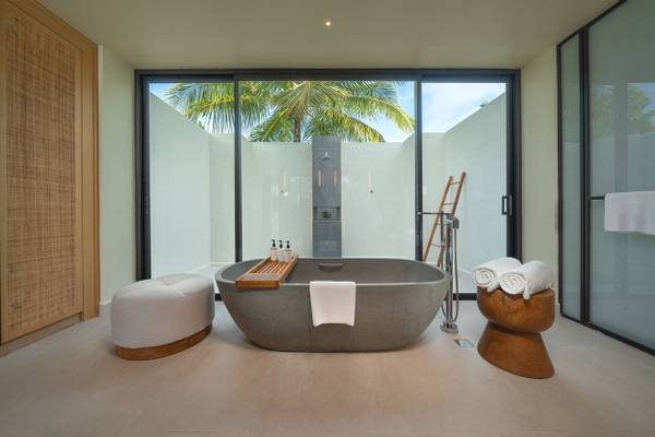 Kuda_Villingili_Sunset_Beach_Villa_with_Private_Pool_10