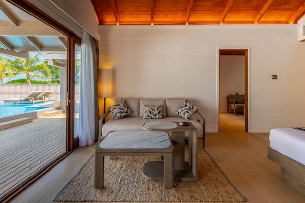 Meeru_Island_Two_Bedroom-Beach-Pool-Villa-Aerial_Interieur_1