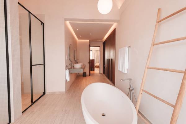 Ananea-Madivaru-Maldives-2-Bedroom-Beach-Pool-Villa-Sleeping_10