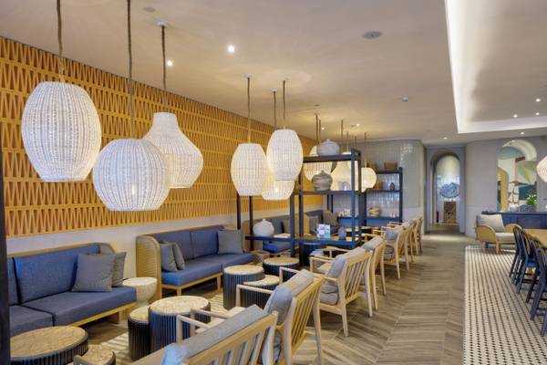 Le_Meridian_Maldives_Bar_2