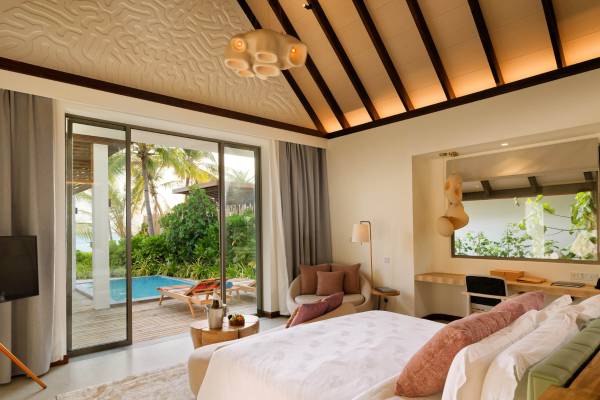 Meyyafushi_Maldives_Beach_Pool_Villa