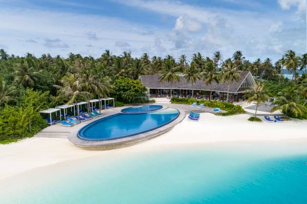 Niyama_Private_Islands_Maldives_Pool_view_Aerial_Blu_0_1
