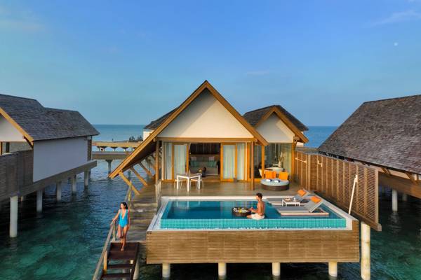 Emerald_Faarufushi_Maldives_Wasservilla