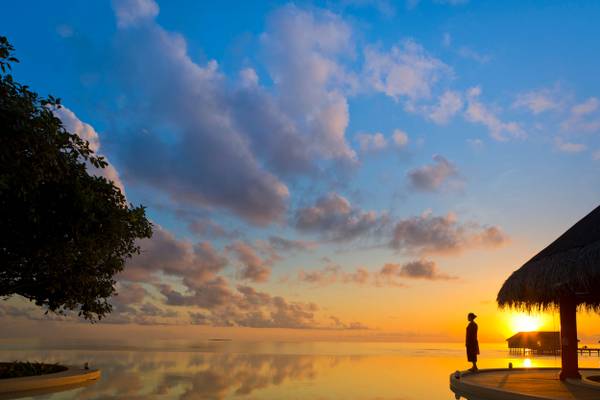 Dusit_Thani_Sunset