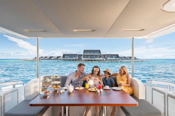 The_St_Regis_Maldives_Festtage_7