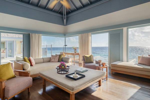 Halcyon_Private_Isles_Maldives_Sunset_Overwater_Villa_3