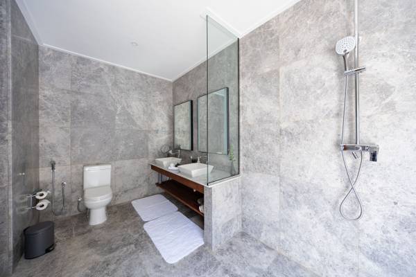 Meeru_Island_Two_Bedroom-Beach-Pool-Villa-Aerial_Interieur_15