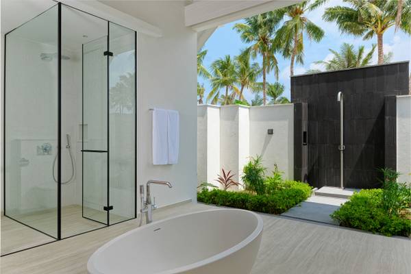 Ananea_Madivaru_Beach_Villa_Interior_bathroom_1