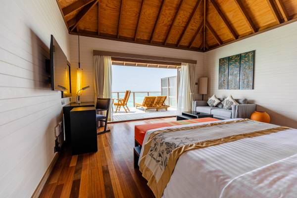 Meeru_Island_Ocean_Villa_Interieur_4