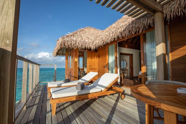 Barceló_Whale_Lagoon_Maldives_Sunset_Water_Villa_2
