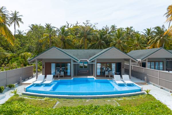 Meeru_Island_Two_Bedroom-Beach-Pool-Villa-Aerial