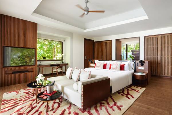 Niyama Private Islands - Deluxe Beach Villa Interior Escape_2