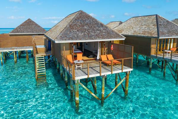 Meeru_Island_Ocean_Villa_aerial_1