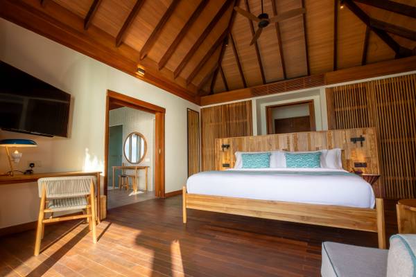 Barceló_Whale_Lagoon_Maldives_Sunset_Water_Villa_6