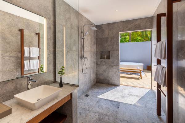 Meeru_Island_Two_Bedroom-Beach-Pool-Villa-Aerial_Interieur_14