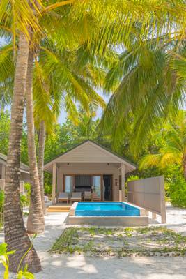 Meeru_Island_Beach_Pool_Villa_05