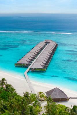 Meeru_Island_Ocean_Villa_aerial_3