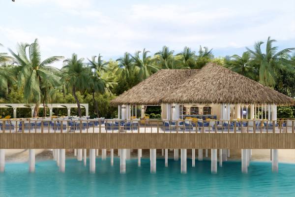 Eri_Maldives_Pool_Bar