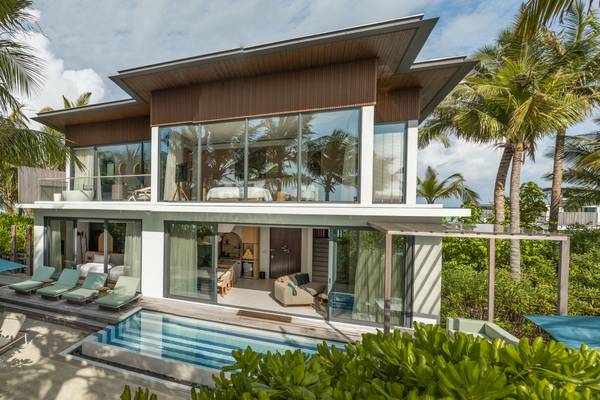So_Maldives_Two_Bedroom_Lagoon_Beach_Pool_Loft_1