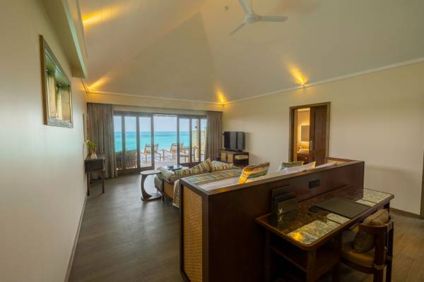 Nala_OceanPoolVillaInterior_1