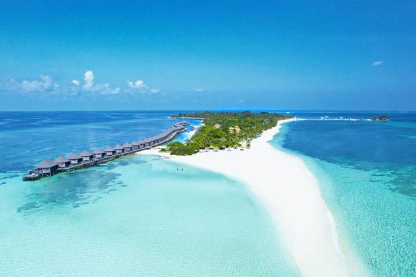 Kuredu_Resort_Maldives_Sandbank