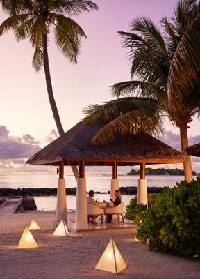 NH_Maldives_Kuda_Rah_Resort_Private_Dining
