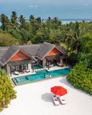 Niyama Private Islands - Floating Breakfast at Niyama