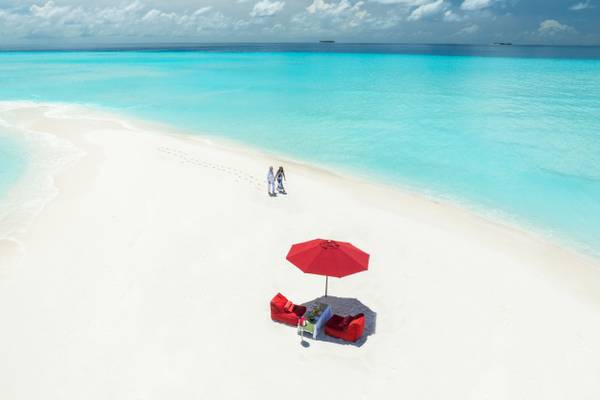 Niyama Private Islands - Sand bank Aerial View 02