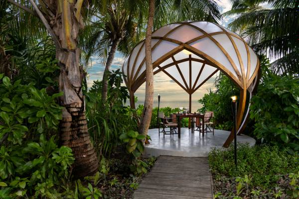 Niyama Private Islands - Tribal Restaurant Baobab Pod
