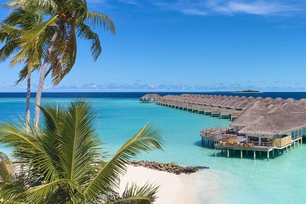 Sun Siyam Iru Veli, Malediven Villas auf Stelzen über dem Meer