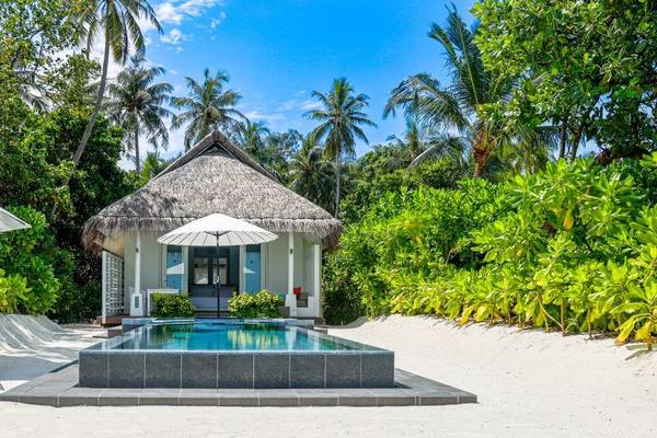 Lux* South Ari Atoll, Romantic Beach Pool Villa, Außenanischt