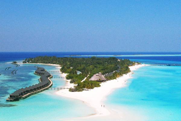 Kuredu Island Resort, Malediven, Slider, Luftaufnahme Resort