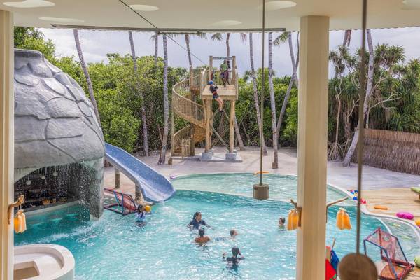Kids-Pool, Kletter Area