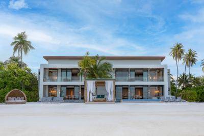 Kuda_Villingili_Maldives_Four_Bedroom_Beach_Villa_1