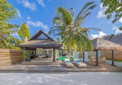 Naladhu_Private_Island_Maldives_Guest_Room_Beach_House_with_Pool_Exterior