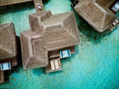 Anantara_Veli_Maldives_Superior_Over_Water_Villa_1