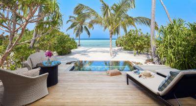 NH_Collection_Maldives_Havodda_Resort_Beach_Pool_Villa_View