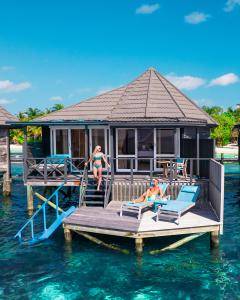 Kuredu Island Resort, Malediven, Sangu Water Villa_2
