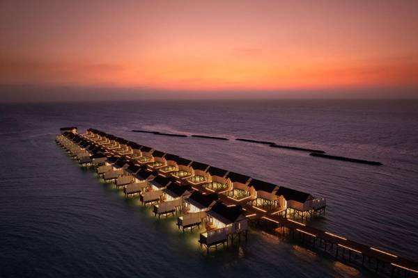 OBLU NATURE Helengeli by SENTIDO, Malediven, Slider, Water Villa with Pool, Luftaufnahme bei Sonnenuntergang